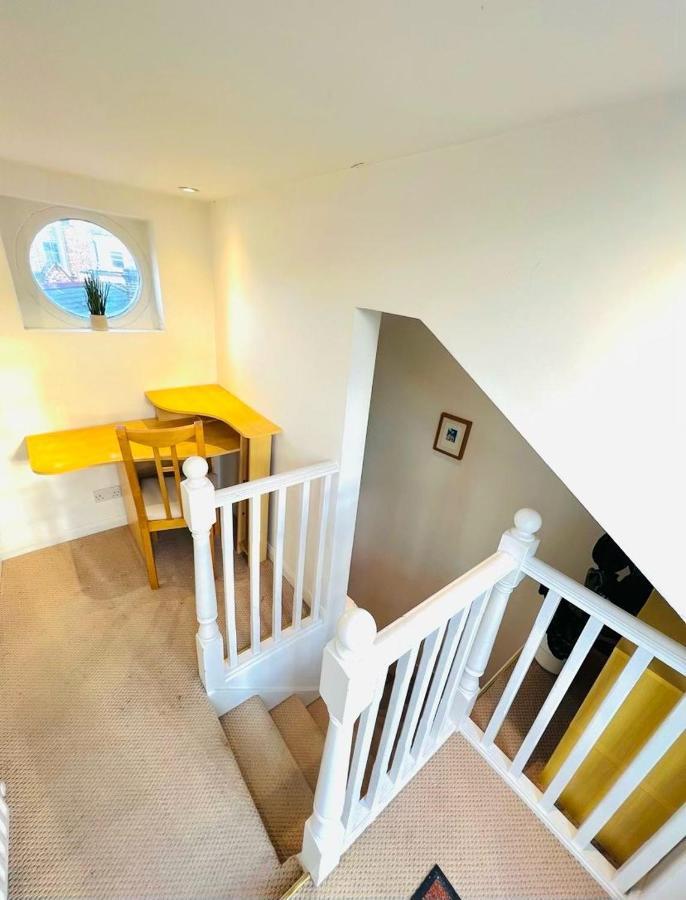 The Vista Apartment London Bagian luar foto