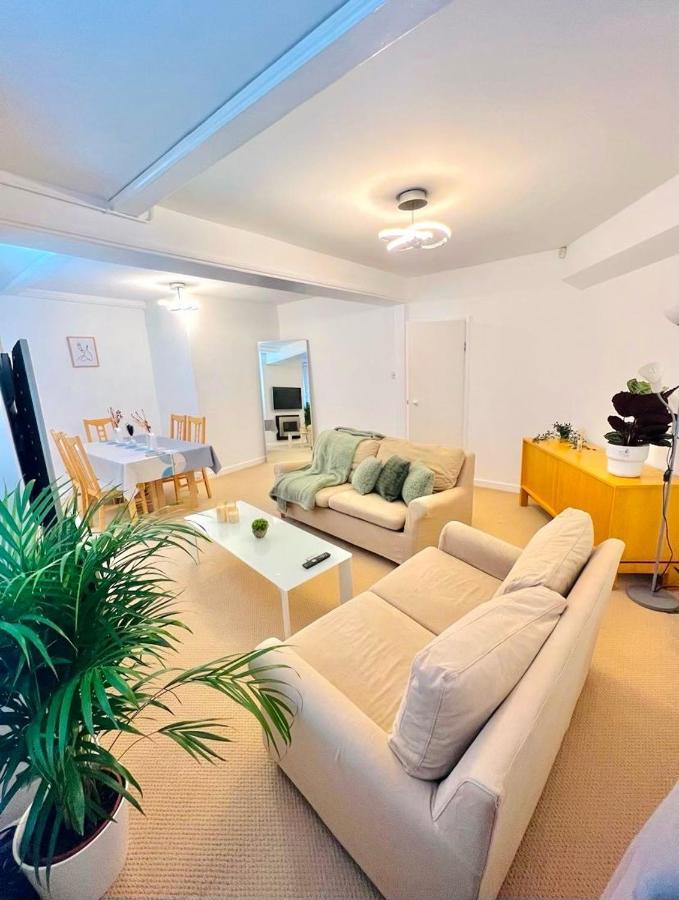 The Vista Apartment London Bagian luar foto